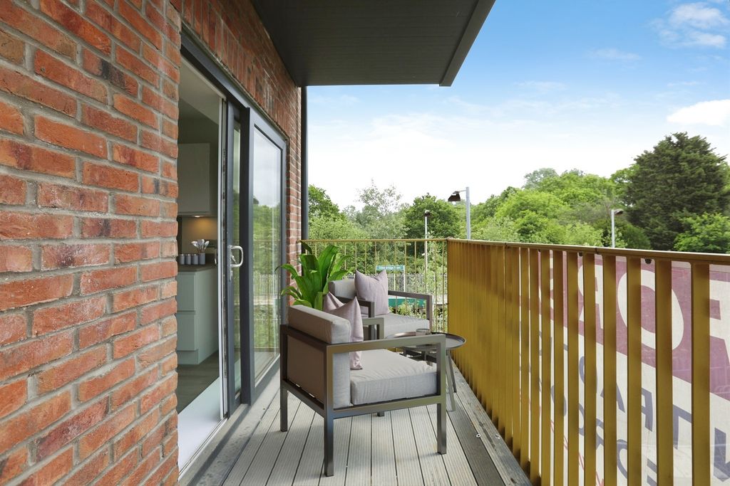 Property photo 3 of 7