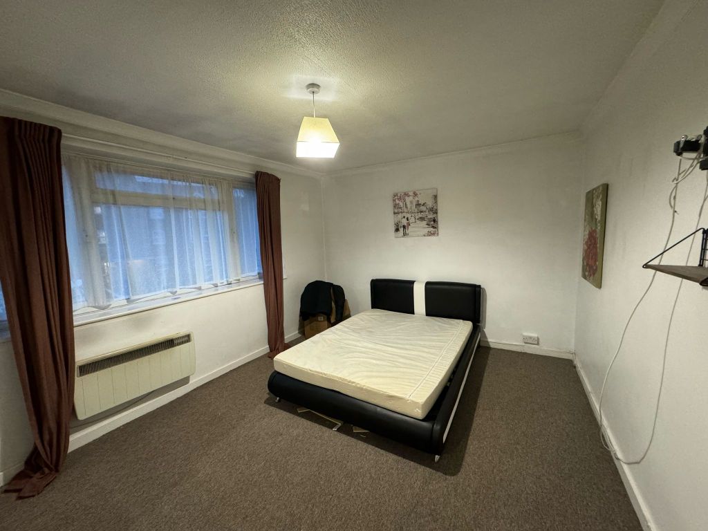 Property photo 1 of 4