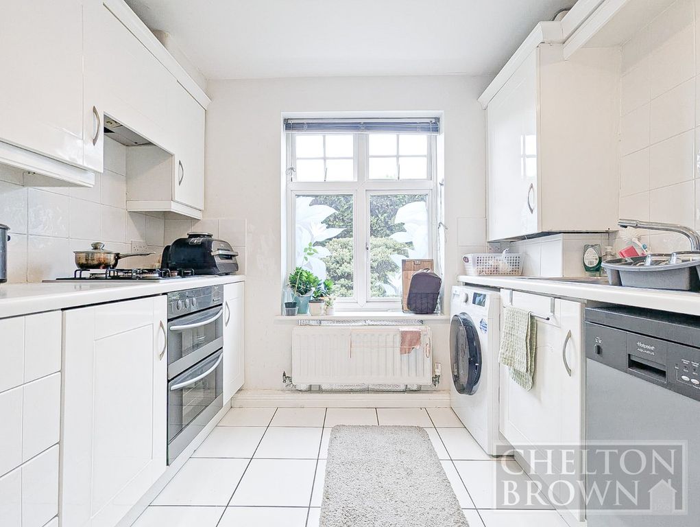 Property photo 2 of 19 Kitchen