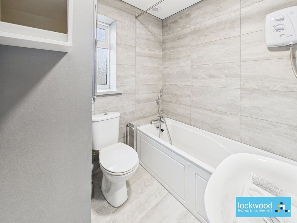 Property photo 1 of 2