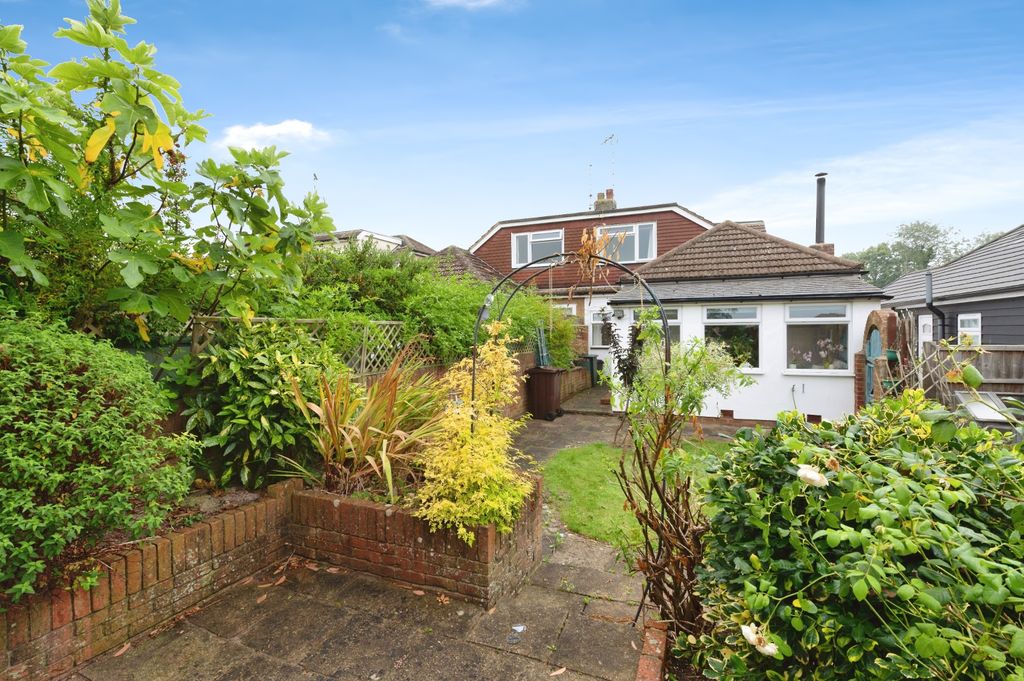 Property photo 2 of 19