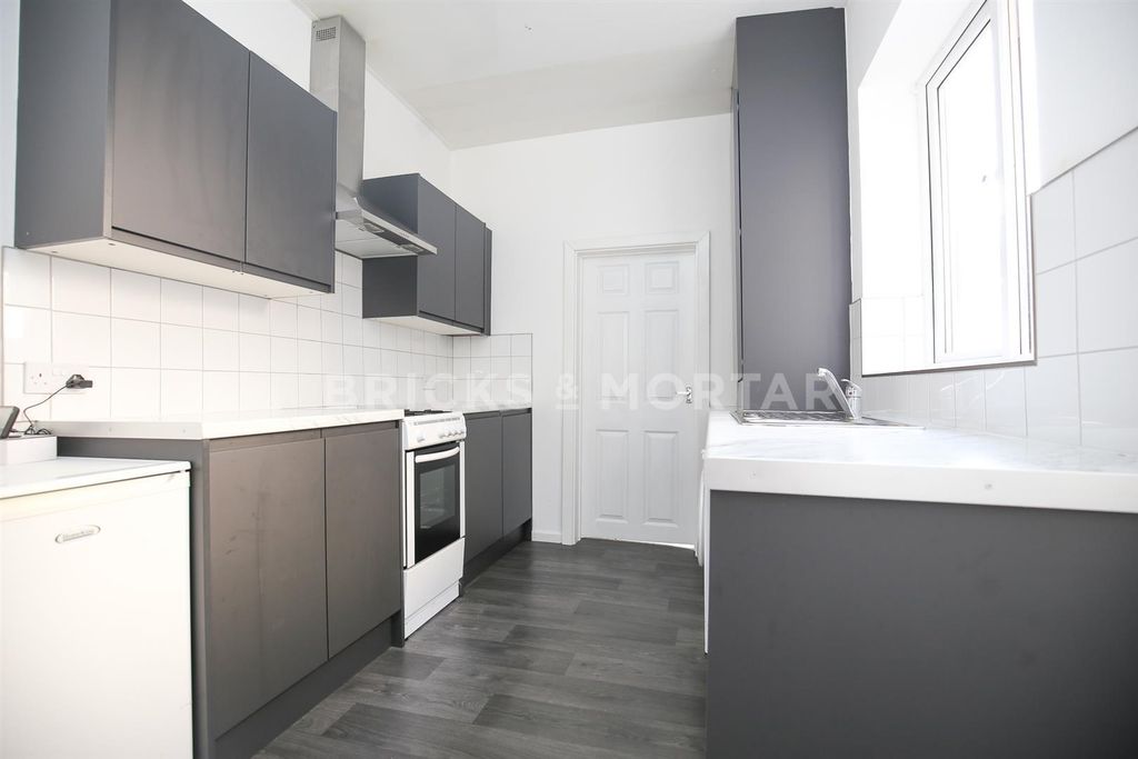 Property photo 2 of 9 2.Jpg