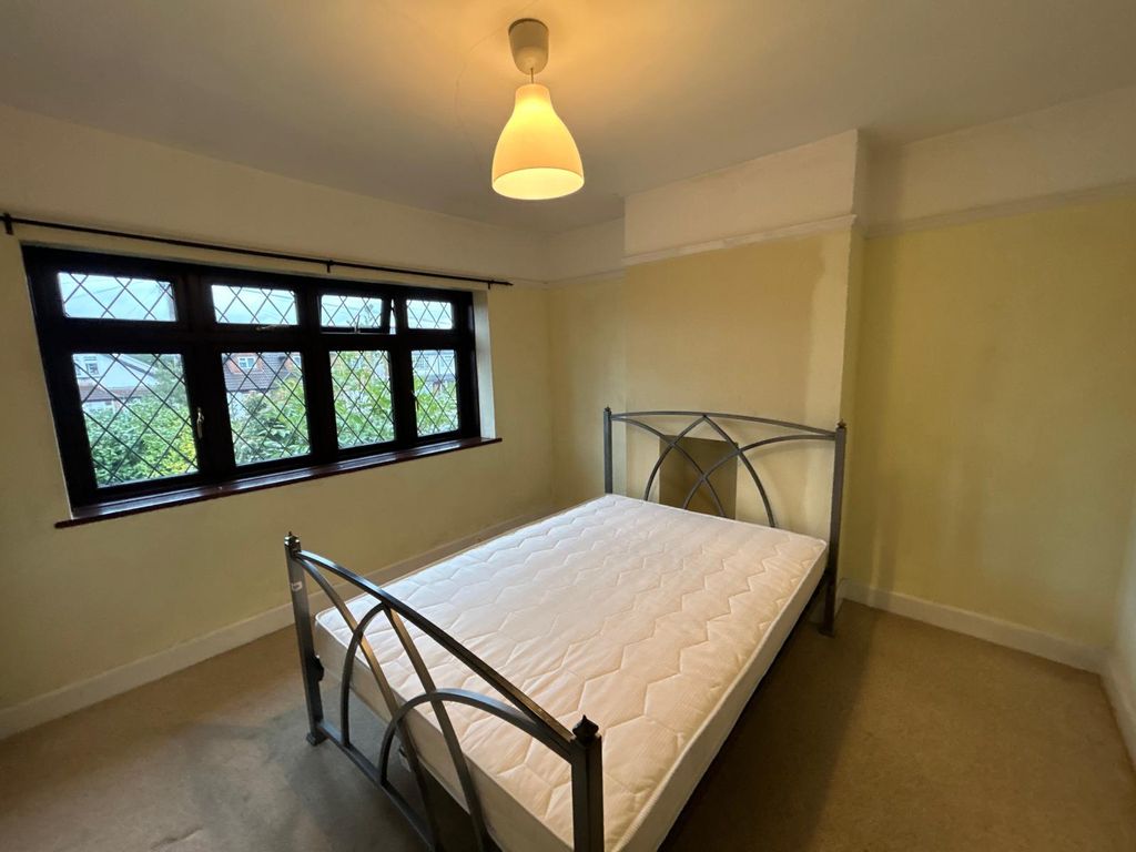 Property photo 3 of 19 Gallery