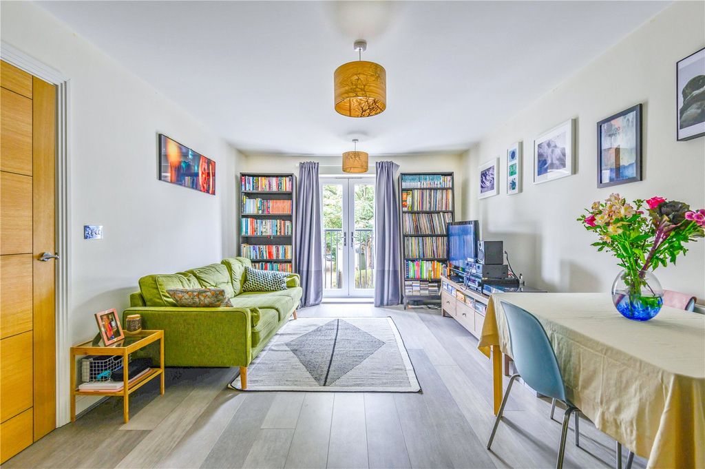 Property photo 2 of 18 Picture No. 04