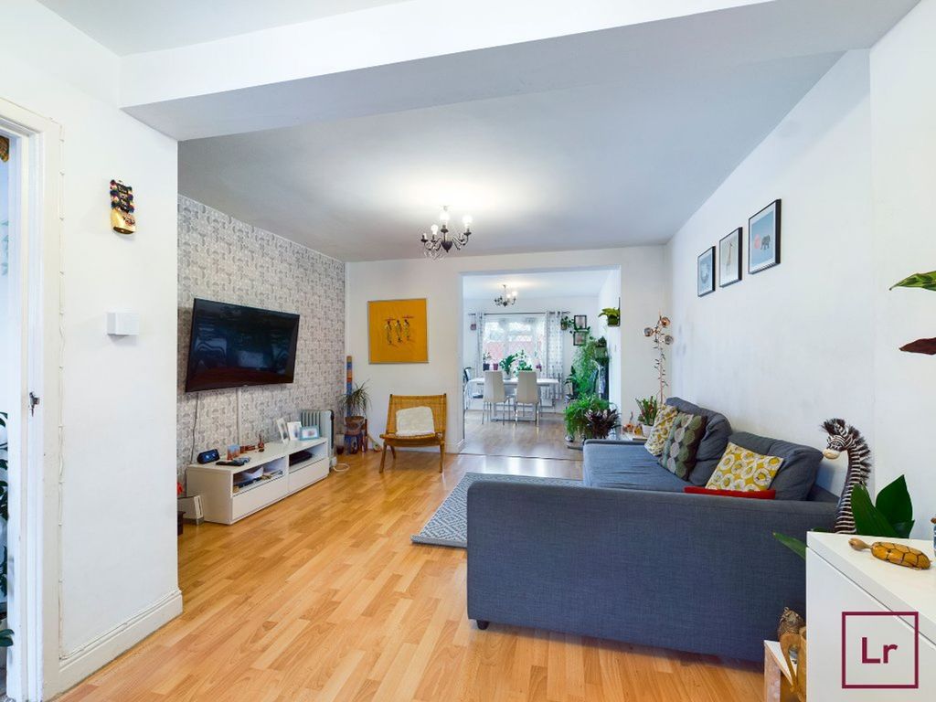 Property photo 1 of 11 Picture No. 01
