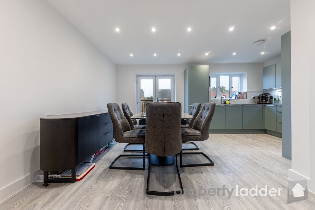 Property photo 2 of 23 Pl-26