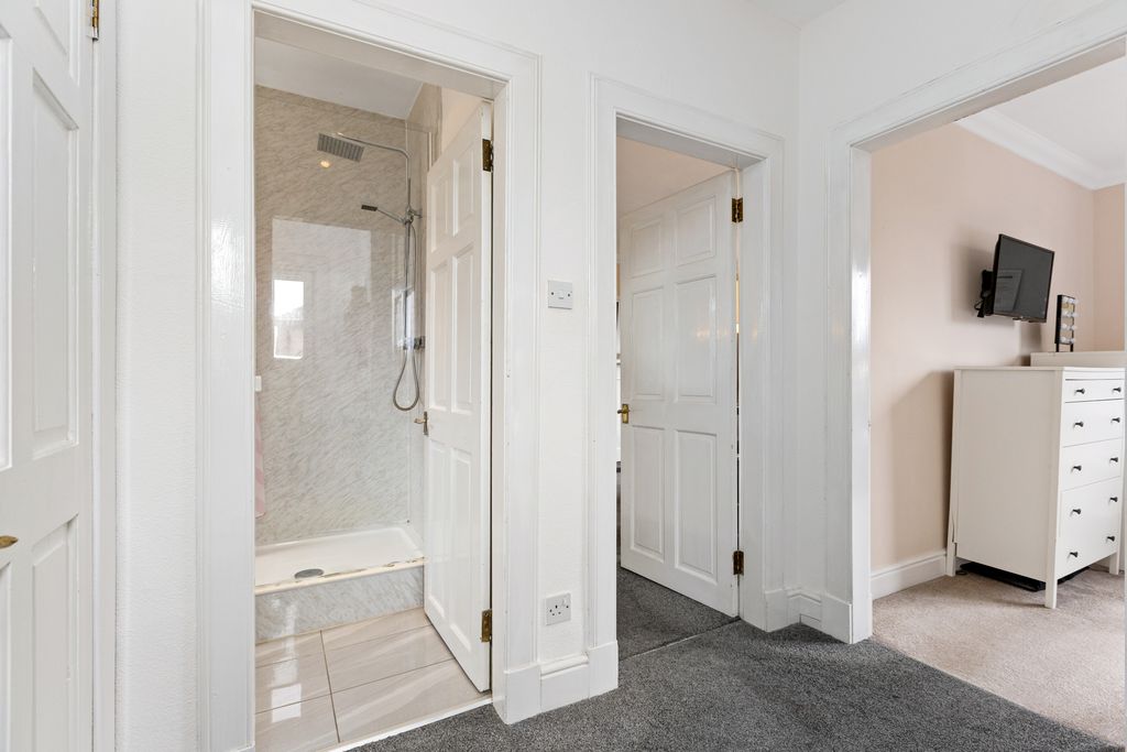 Additional image 7 of 1 bed flat for sale44 Longstone Crescent, Edinburgh EH14