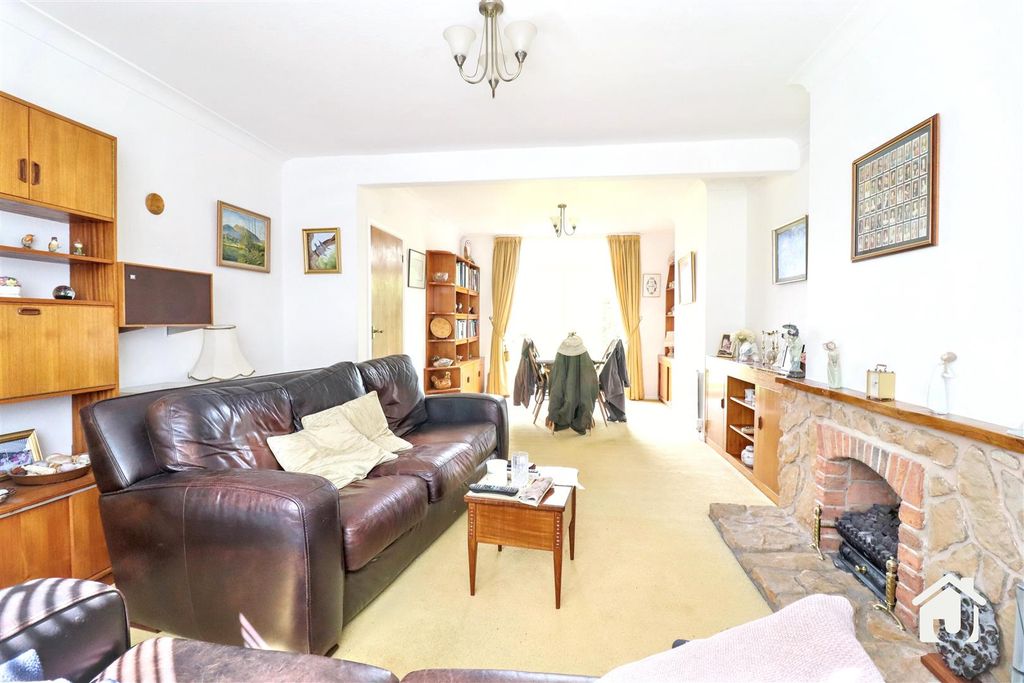 Property photo 3 of 32 Img_1090.Jpg