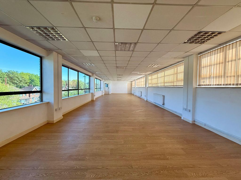 Property photo 3 of 8 Photo 14-05-2025, 09 50 54.Jpg