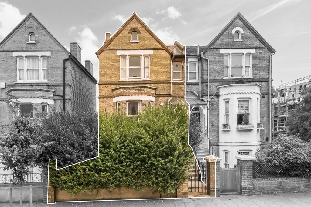 Property photo 1 of 14