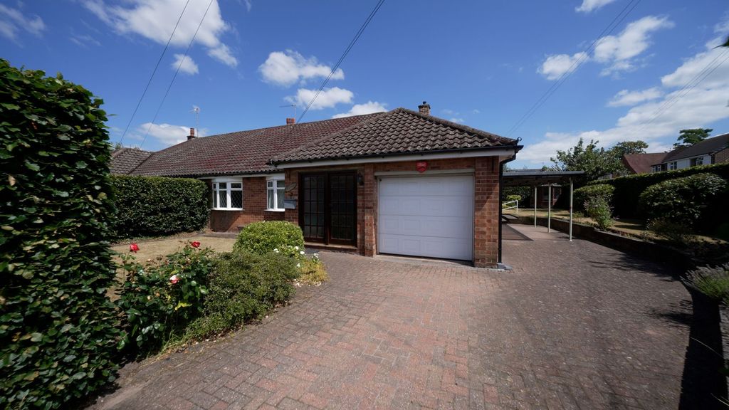 Property photo 1 of 24