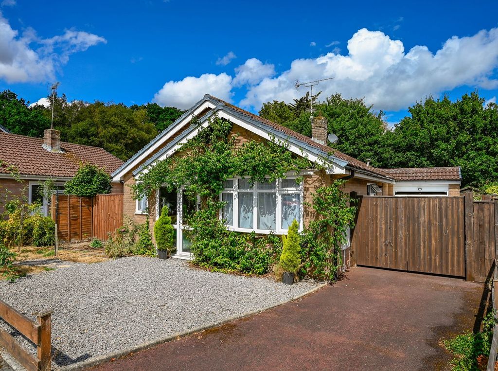Property photo 1 of 21