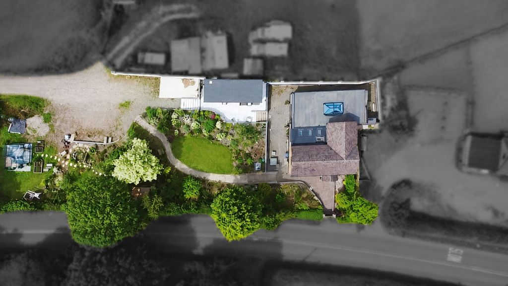 Property photo 3 of 27 Drone