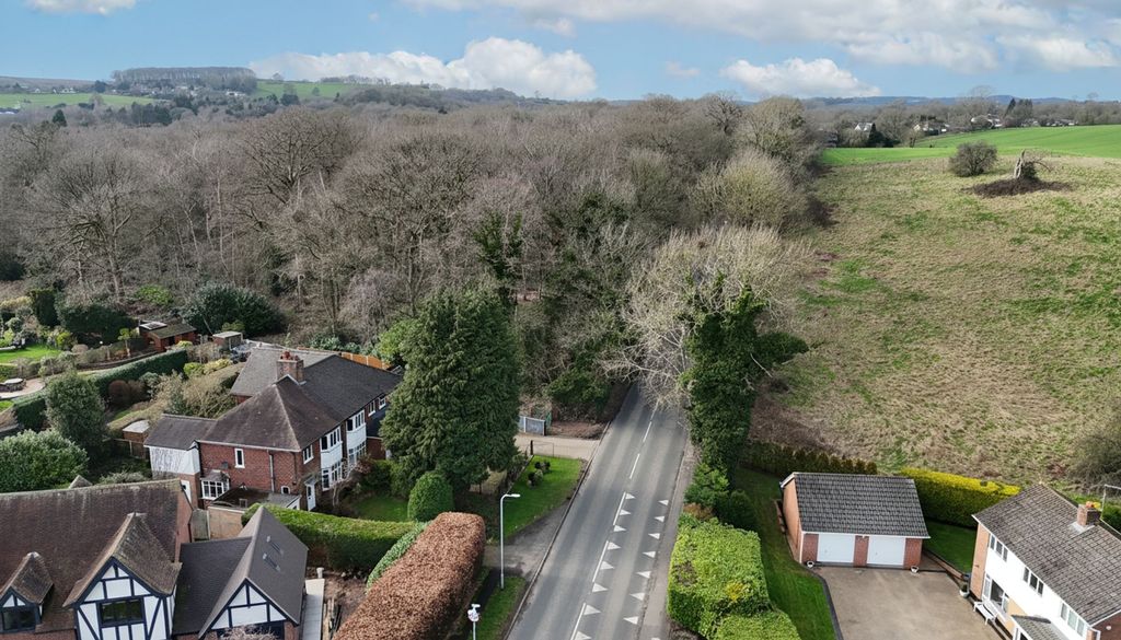 Property photo 2 of 22