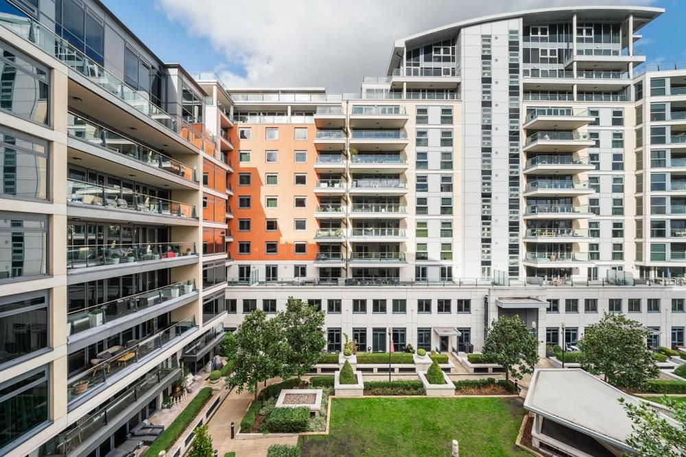 Property photo 3 of 10 Flat 29, Marina Point Sw6 2Gx-Lowres-3.Jpg