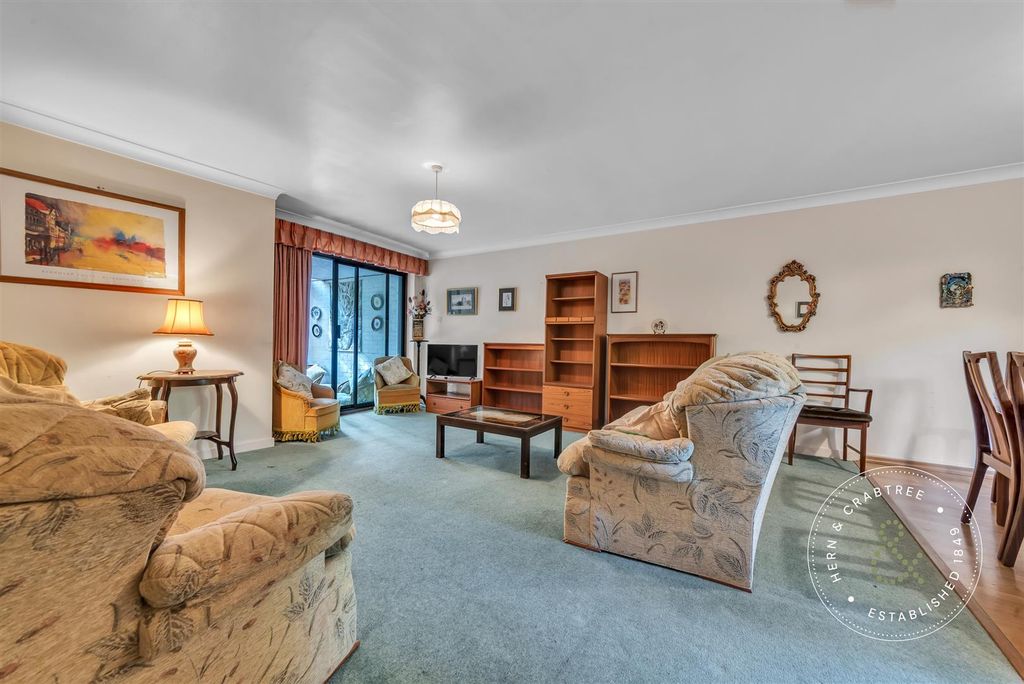 Property photo 2 of 23 Caswell-House-12.Jpg
