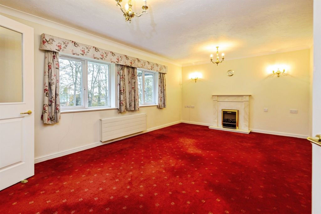 Property photo 3 of 10