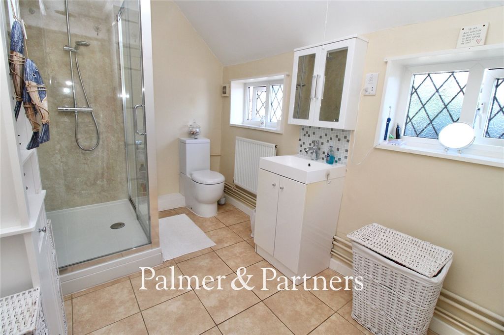 Property photo 2 of 14 Picture No. 34