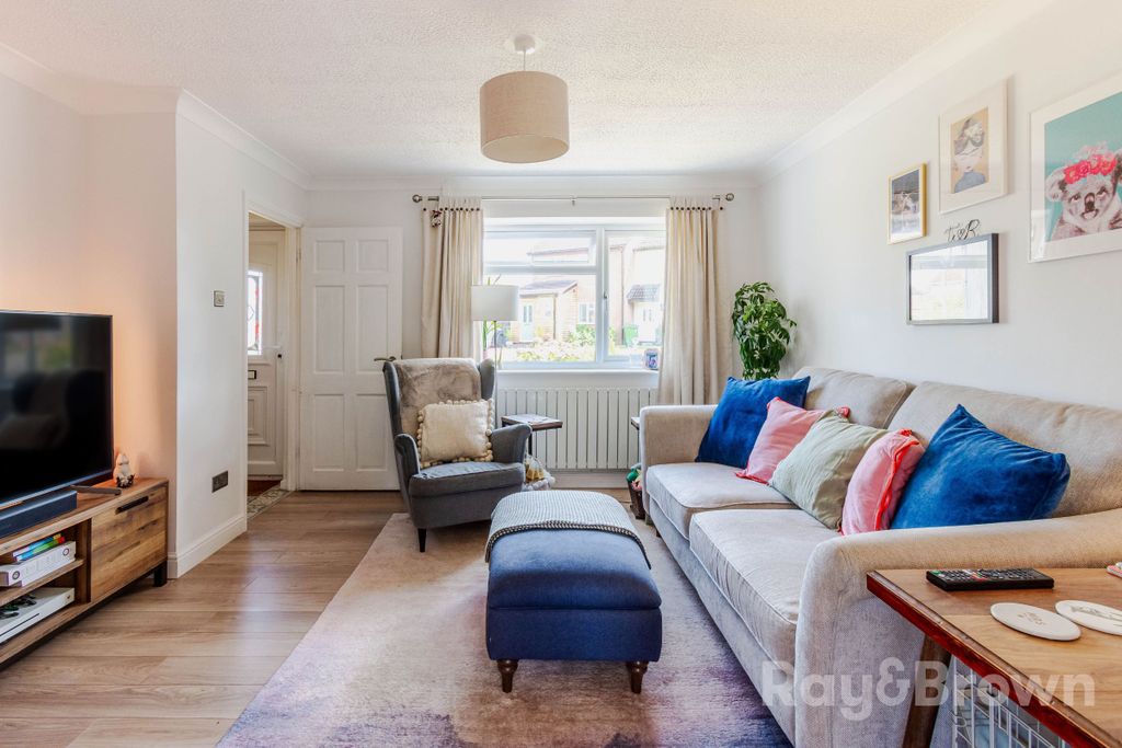 Property photo 3 of 43