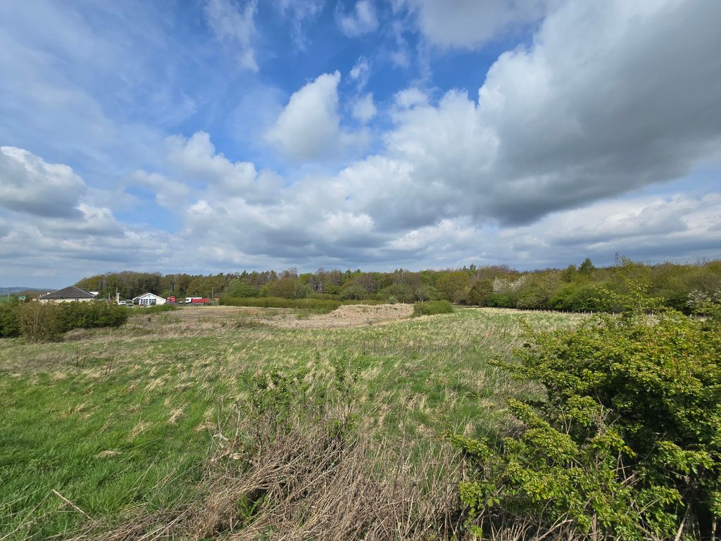 Property photo 2 of 10 2. Plot 2