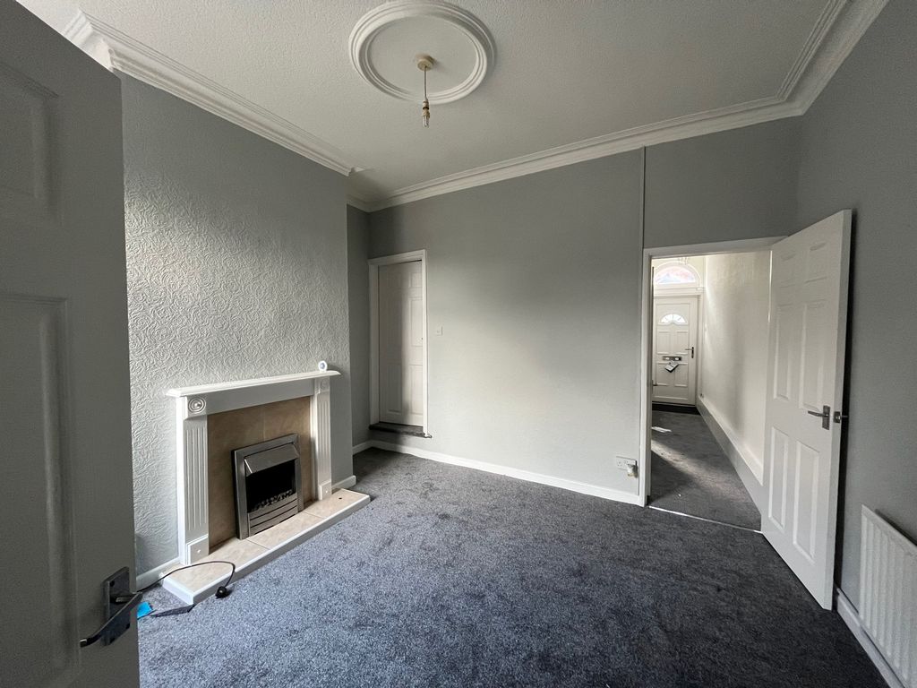 Property photo 3 of 9 Image