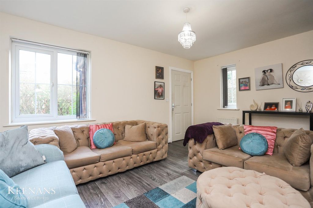 Property photo 2 of 16 Img_8728.Jpg