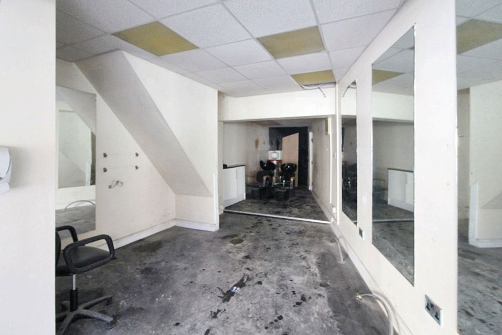 Property photo 1 of 5