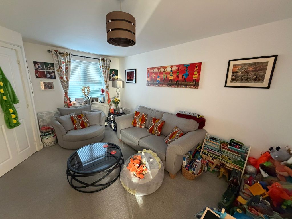 Property photo 2 of 9