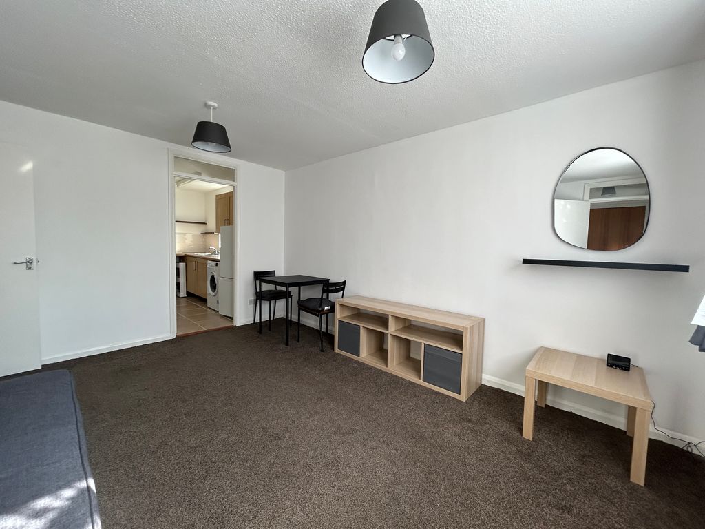 Property photo 3 of 13 Image