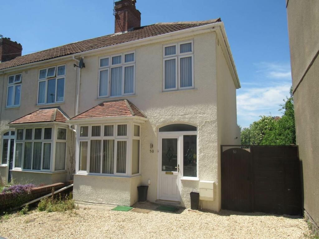 Property photo 1 of 11 House