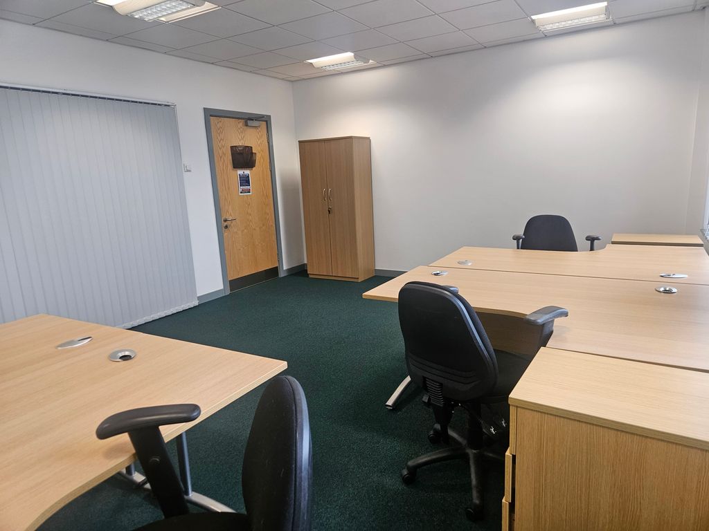 Property photo 2 of 7