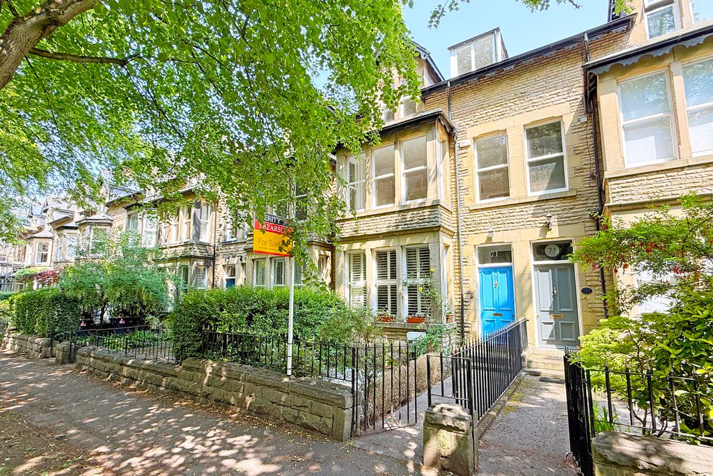 Property photo 1 of 21