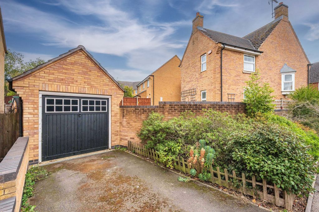 Property photo 2 of 15