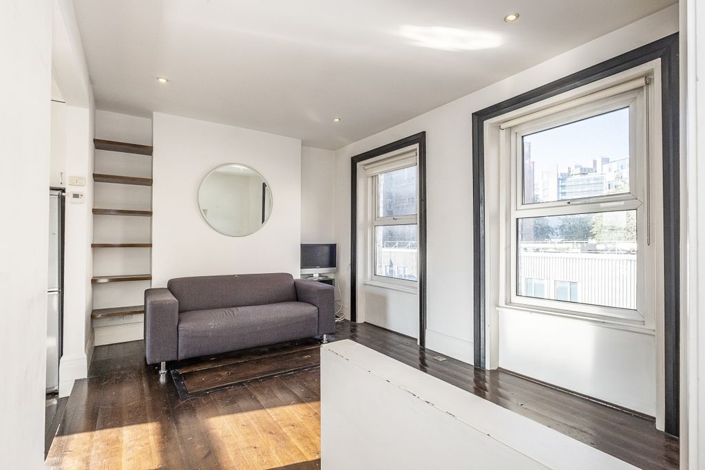 Property photo 1 of 11 Reception Room