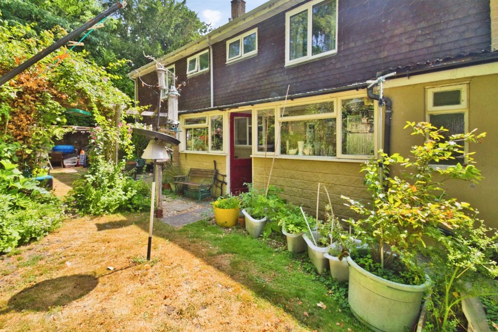 Property photo 2 of 19