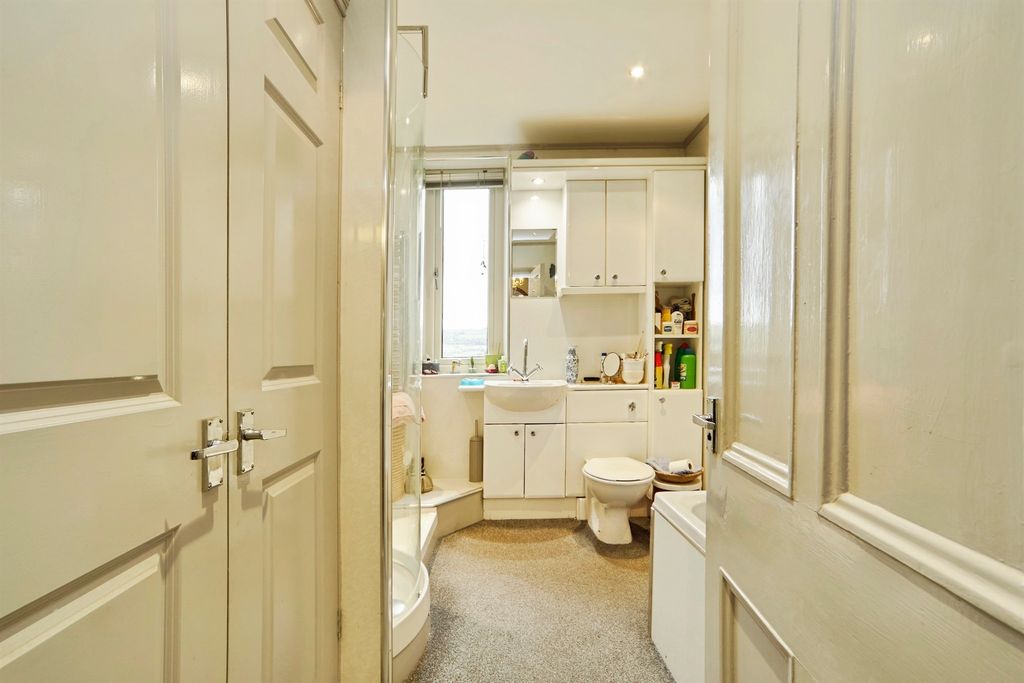 Additional image 10 of 2 bed flat for saleShann Lane, Keighley BD20