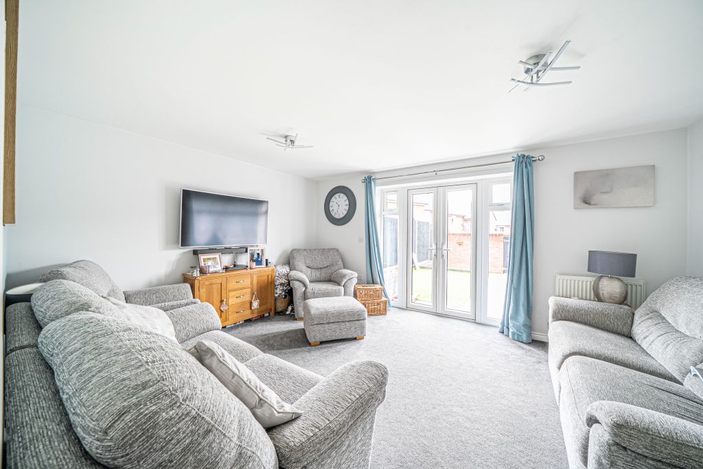 Property photo 3 of 19