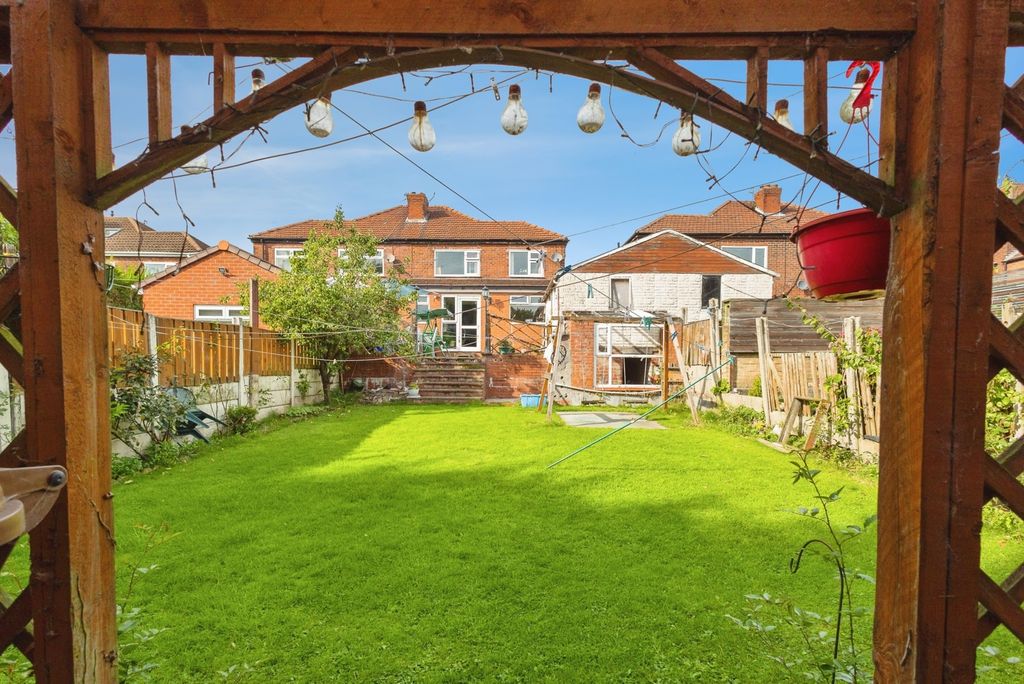Property photo 3 of 18 Pbox-Img.Jpg