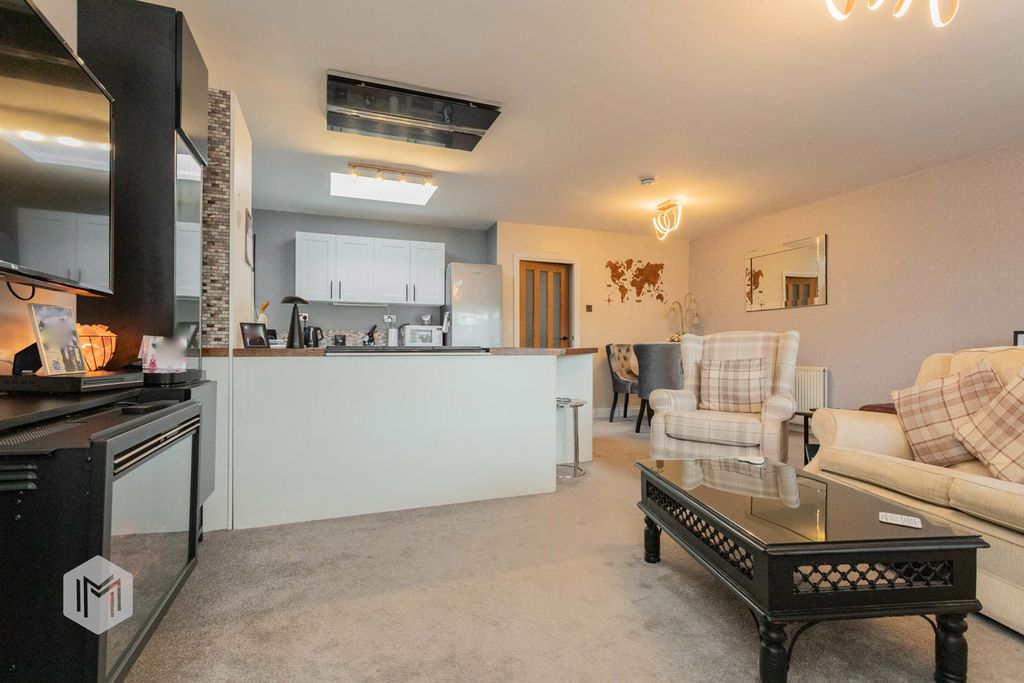 Property photo 2 of 33 Photograph