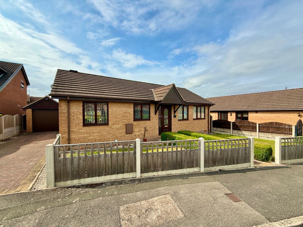 Property photo 1 of 21 External