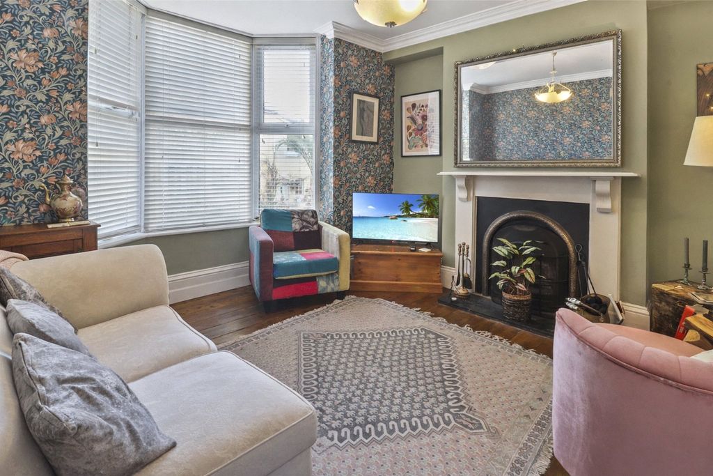 Property photo 2 of 18 2 - Picture No. 20