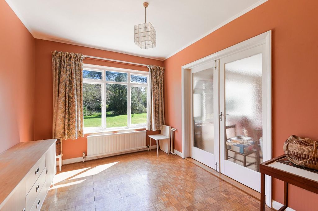 Property photo 3 of 19 Tadworth Street (12).Jpg