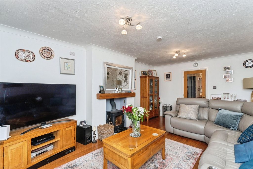 Property photo 3 of 25 Picture No. 21