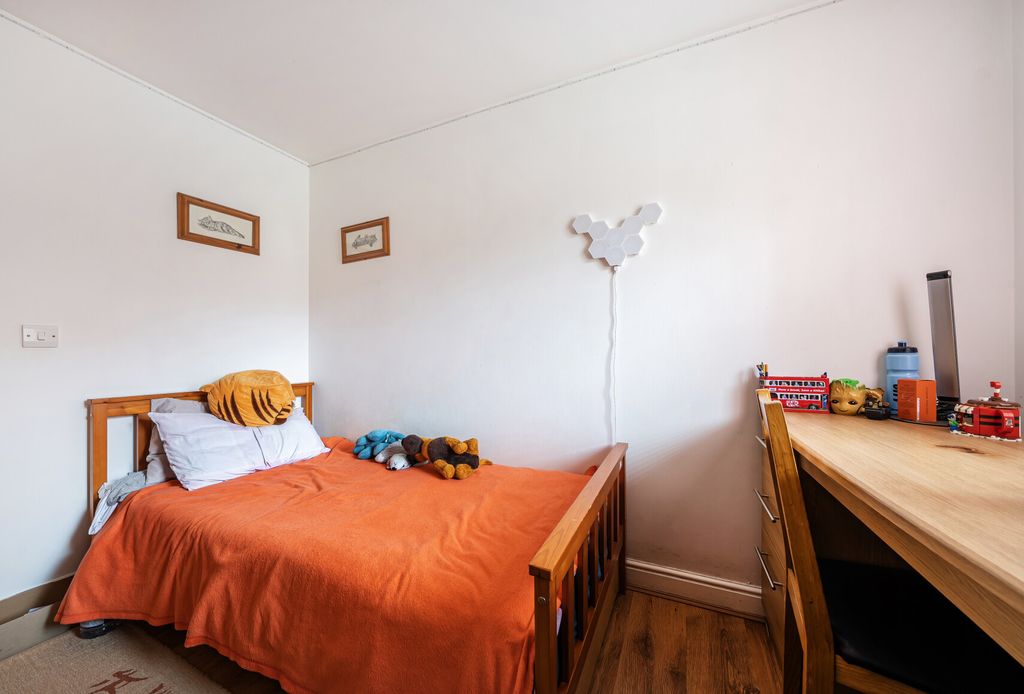 Property photo 2 of 10 1407056-2-698203B...