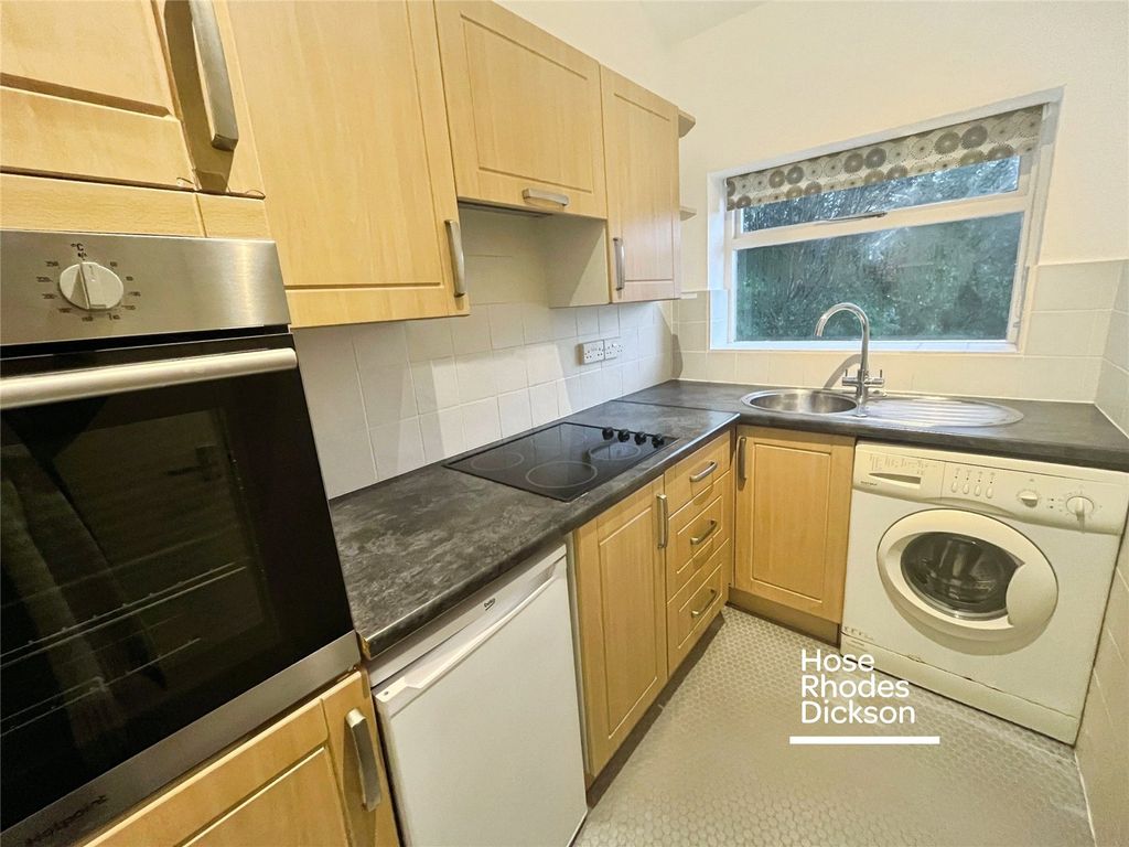 Property photo 3 of 8 Picture No. 04