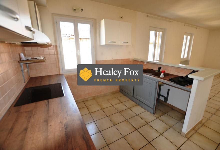 Property photo 3 of 19 Compas103256P86A450333c3429