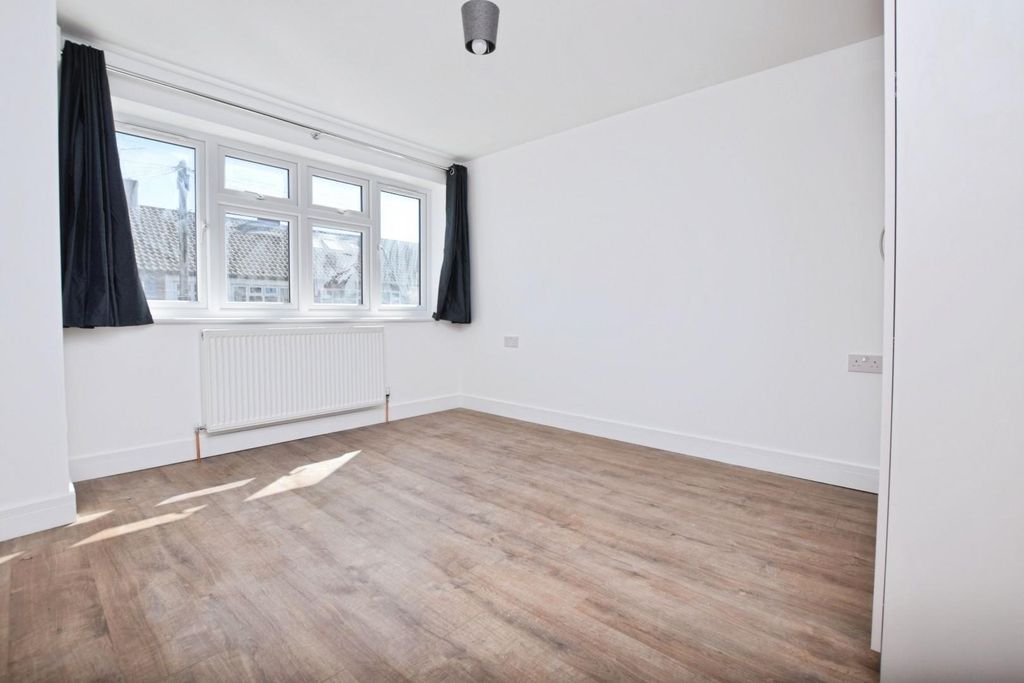 Property photo 2 of 10 A68508B4-Dsc_1054.Jpg