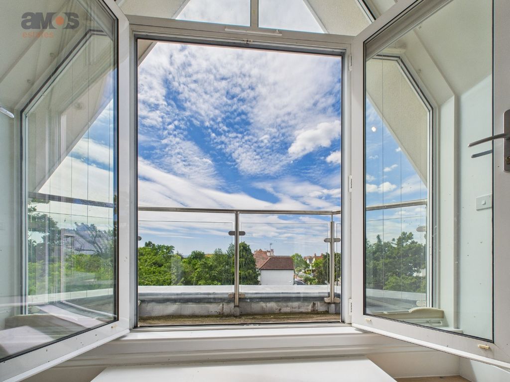 Property photo 1 of 19 4335631
