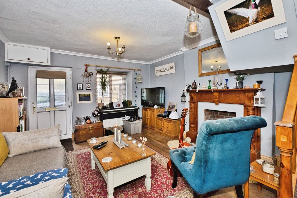 Property photo 2 of 12