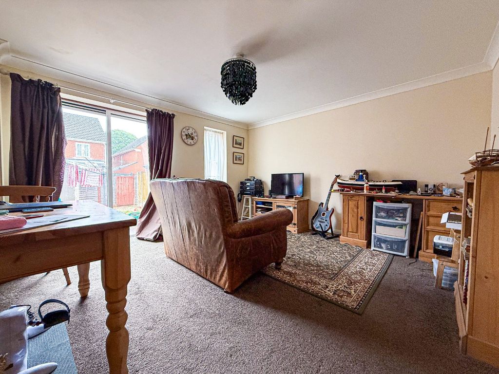 Property photo 3 of 13 4112474